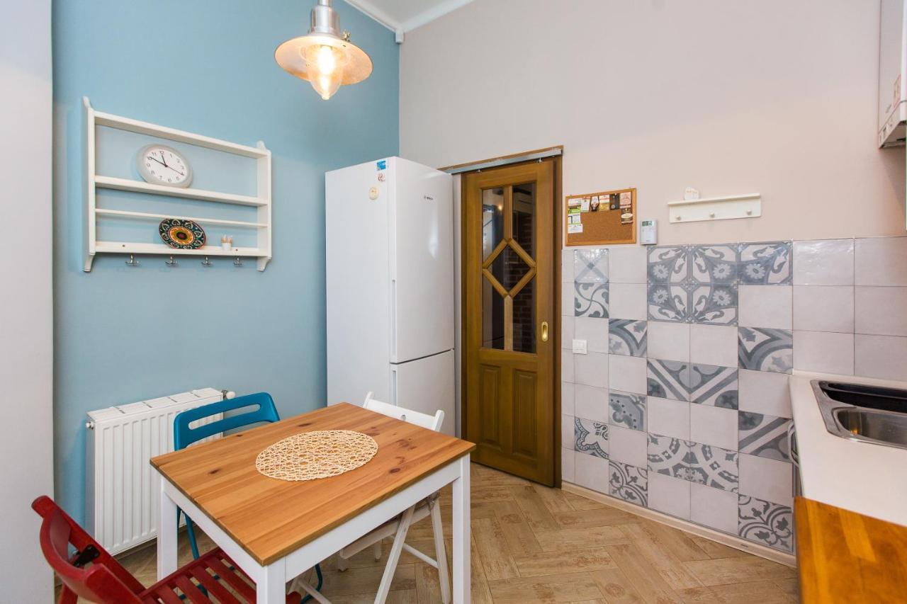 Light And Spacious Apartment On Gazova Str إلفيف المظهر الخارجي الصورة
