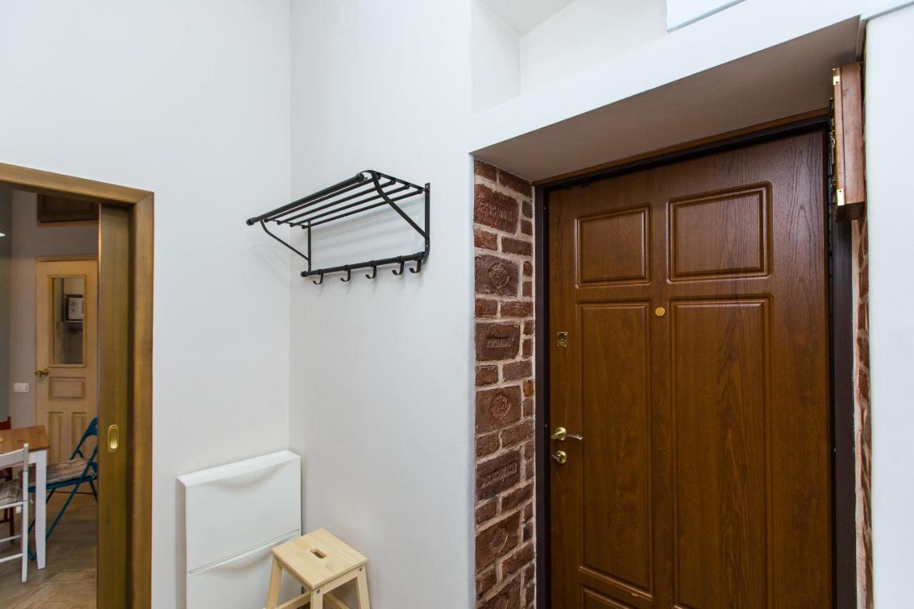 Light And Spacious Apartment On Gazova Str إلفيف المظهر الخارجي الصورة